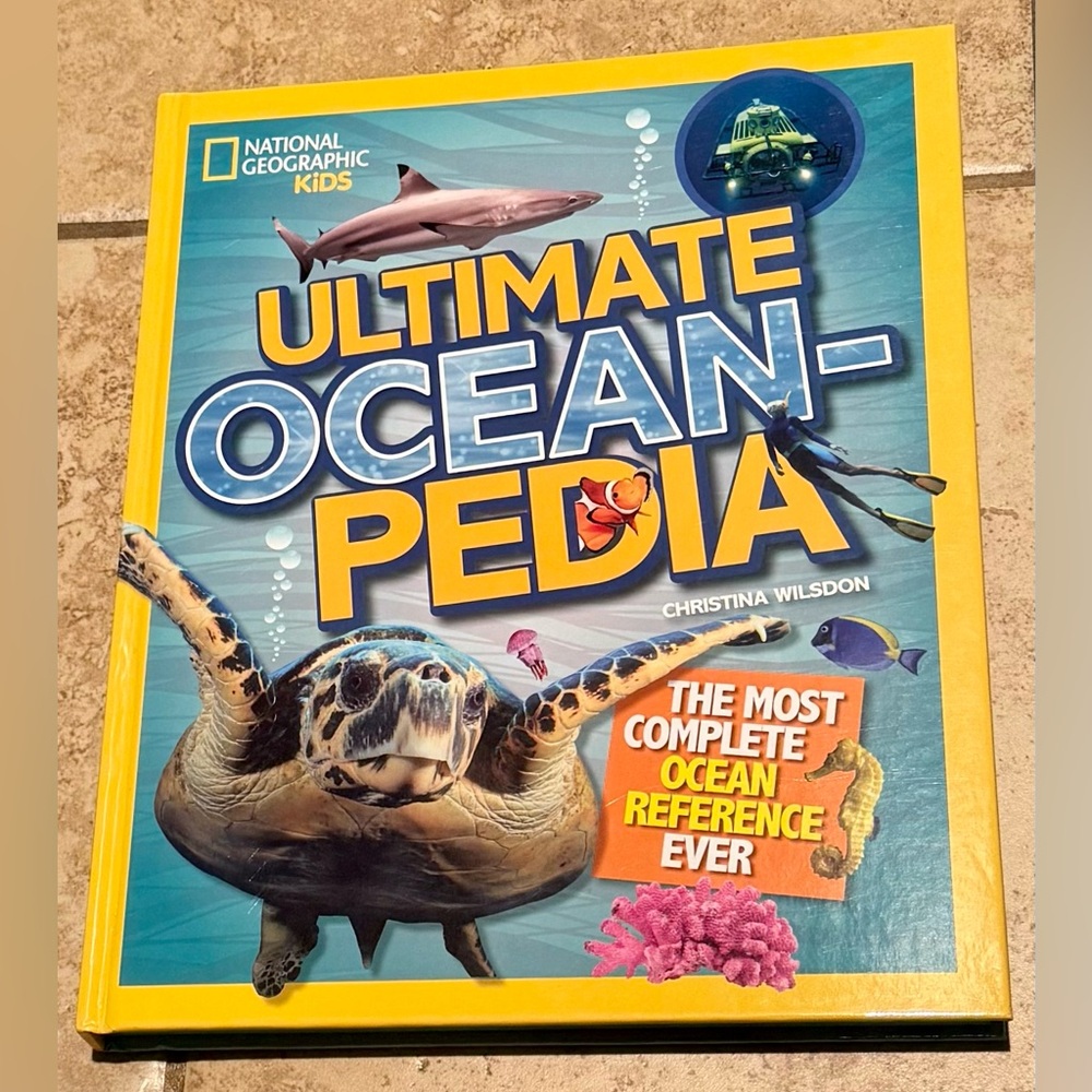 Ultimate Oceanpedia: The Most Complete Ocean Reference Ever Hardcover Book